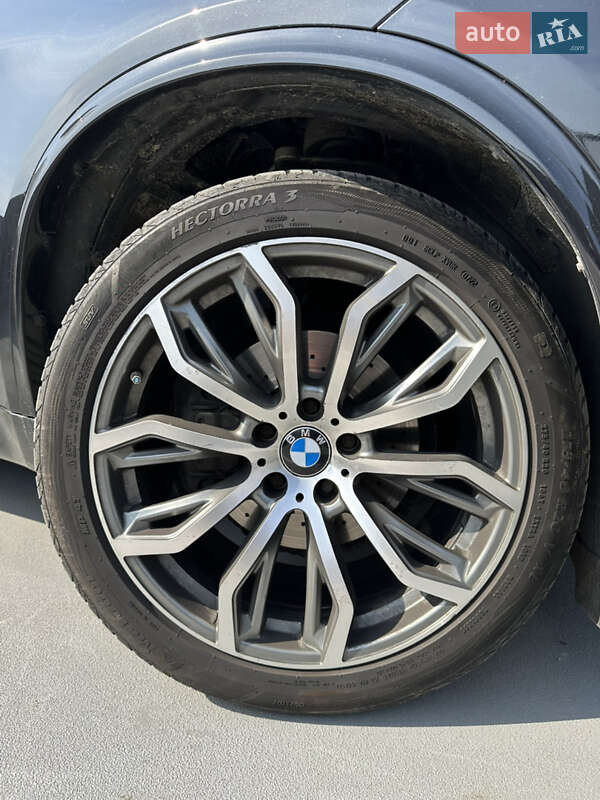 Позашляховик / Кросовер BMW X5 2014 в Києві
