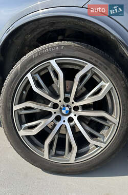 Позашляховик / Кросовер BMW X5 2014 в 
