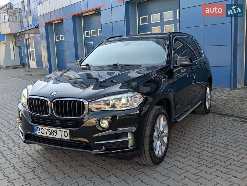 Позашляховик / Кросовер BMW X5 2015 в Косові