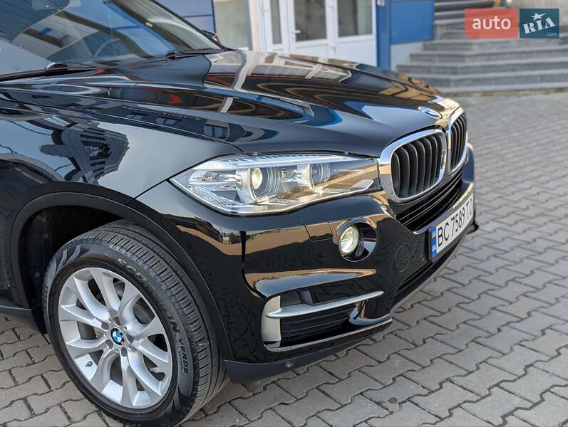 Позашляховик / Кросовер BMW X5 2015 в Косові