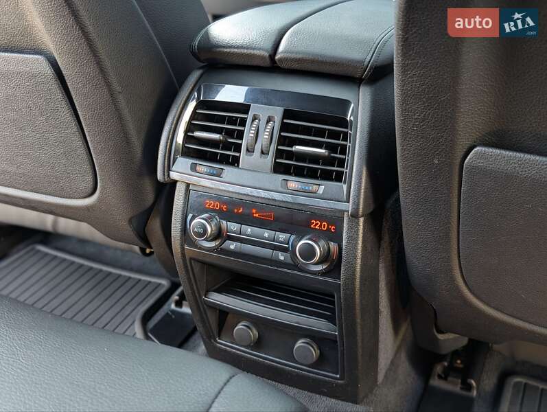 Позашляховик / Кросовер BMW X5 2015 в Косові