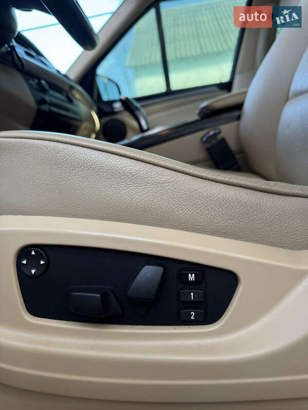 Внедорожник / Кроссовер BMW X5 2009 в Березовке