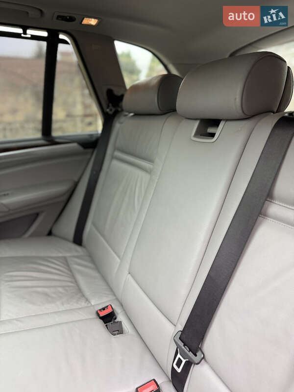 Внедорожник / Кроссовер BMW X5 2008 в Ровно