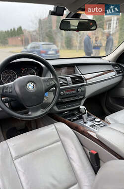 Внедорожник / Кроссовер BMW X5 2008 в 