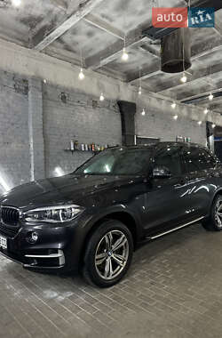 Позашляховик / Кросовер BMW X5 2014 в Києві