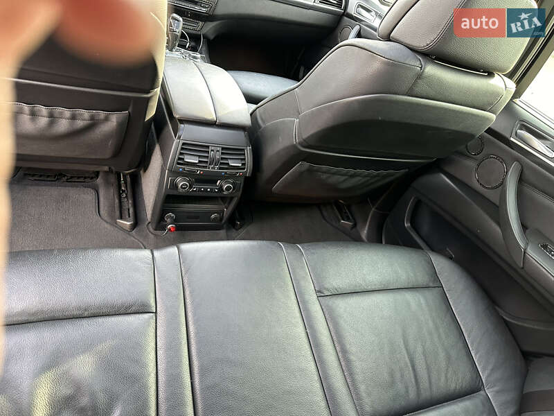 Внедорожник / Кроссовер BMW X5 2013 в Киеве