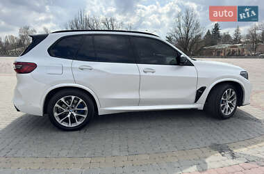 Позашляховик / Кросовер BMW X5 2018 в 
