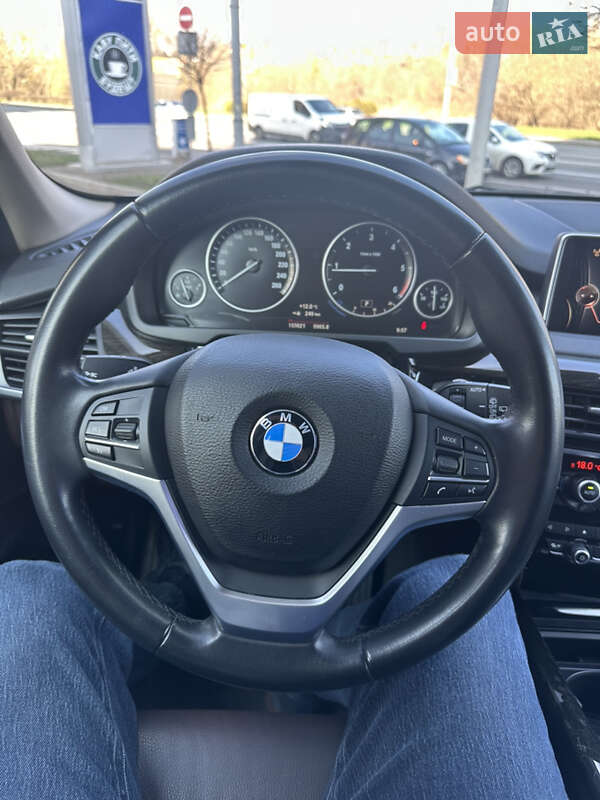 Позашляховик / Кросовер BMW X5 2015 в Києві