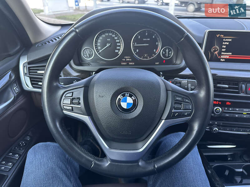 Позашляховик / Кросовер BMW X5 2015 в Києві