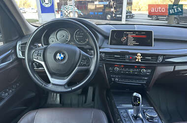 Внедорожник / Кроссовер BMW X5 2015 в 