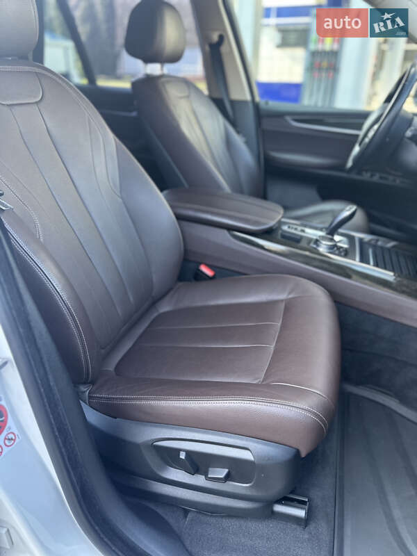 Позашляховик / Кросовер BMW X5 2015 в Києві