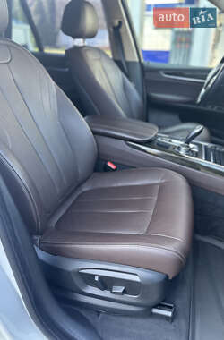 Внедорожник / Кроссовер BMW X5 2015 в 