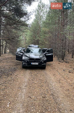 Позашляховик / Кросовер BMW X5 2014 в 