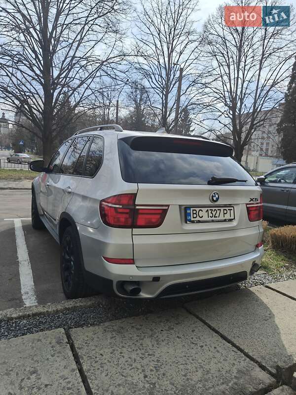 Позашляховик / Кросовер BMW X5 2010 в Львові