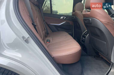 Позашляховик / Кросовер BMW X5 2022 в 
