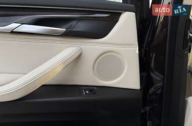 Внедорожник / Кроссовер BMW X5 2015 в 