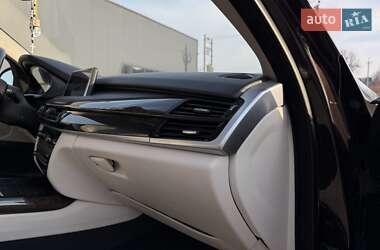 Внедорожник / Кроссовер BMW X5 2015 в 