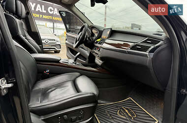 Позашляховик / Кросовер BMW X5 2010 в 