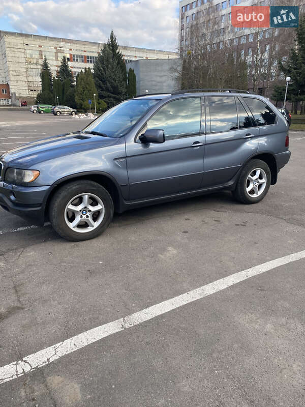 Позашляховик / Кросовер BMW X5 2001 в Рівному