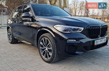 Внедорожник / Кроссовер BMW X5 2019 в 