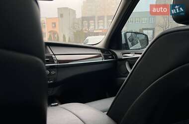 Позашляховик / Кросовер BMW X5 2012 в 