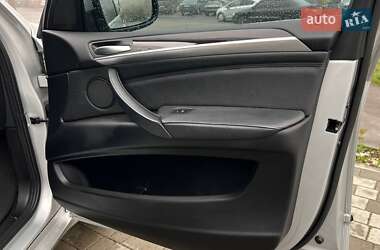 Позашляховик / Кросовер BMW X5 2012 в 