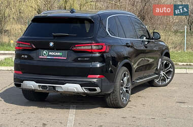 Внедорожник / Кроссовер BMW X5 2021 в 