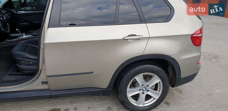 Внедорожник / Кроссовер BMW X5 2010 в Боярке