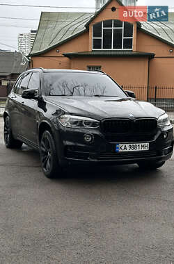 Внедорожник / Кроссовер BMW X5 2015 в 