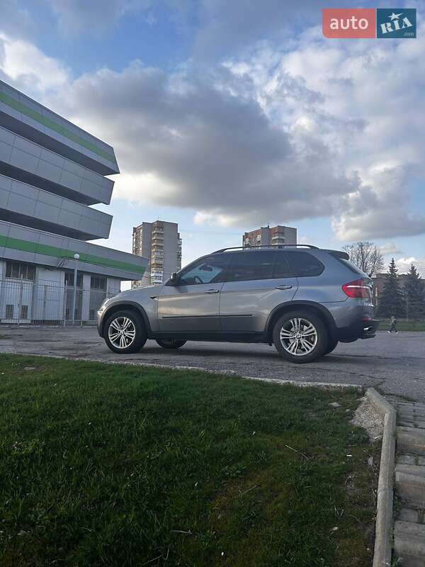Внедорожник / Кроссовер BMW X5 2009 в Кременчуге