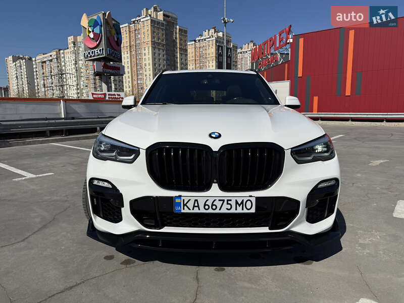 Внедорожник / Кроссовер BMW X5 2019 в Киеве