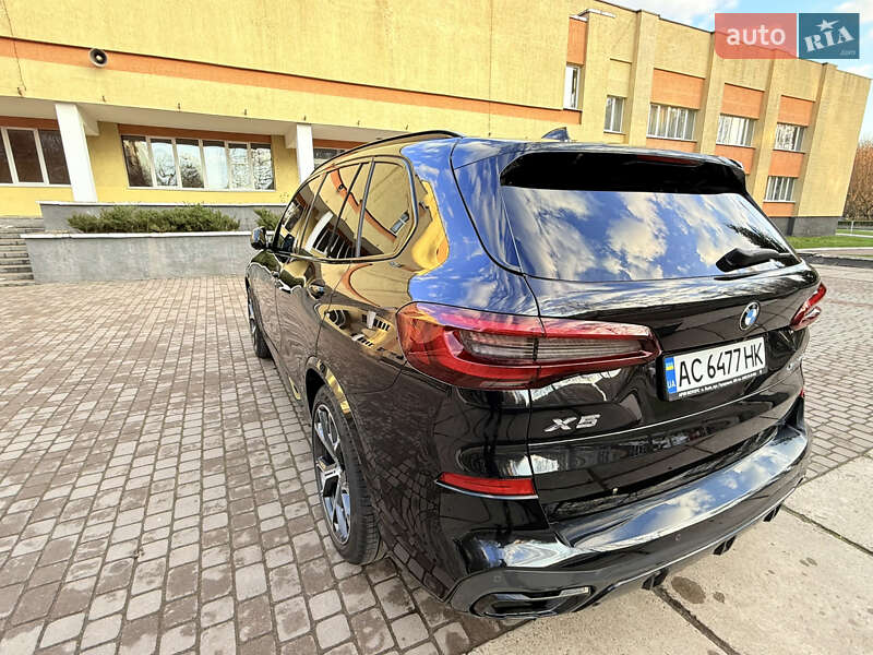Позашляховик / Кросовер BMW X5 2022 в Луцьку