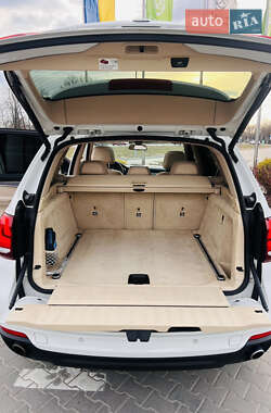 Внедорожник / Кроссовер BMW X5 2014 в 