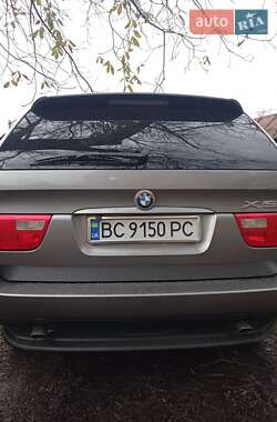 Позашляховик / Кросовер BMW X5 2004 в 