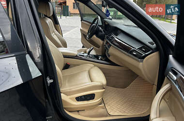Внедорожник / Кроссовер BMW X5 2012 в 