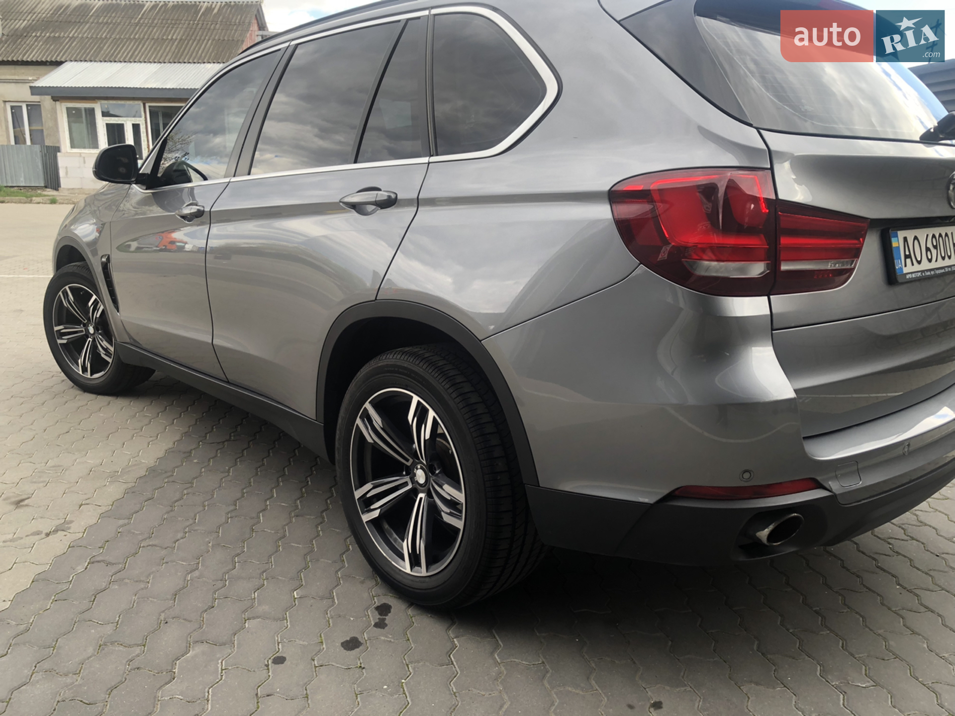 2017 BMW X5 - мініатюра 3
