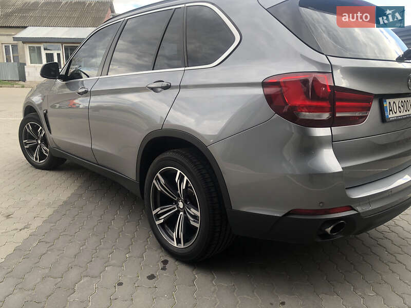 Позашляховик / Кросовер BMW X5 2017 в Ужгороді фото 3 Позашляховик / Кросовер BMW X5 2017 в Ужгороді