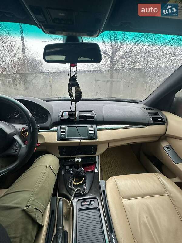 Позашляховик / Кросовер BMW X5 2004 в Кам'янському