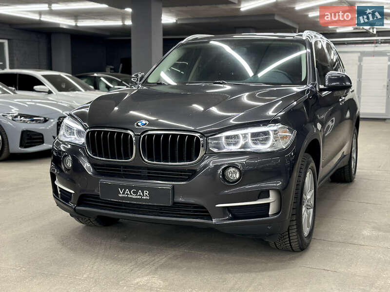 Внедорожник / Кроссовер BMW X5 2013 в 