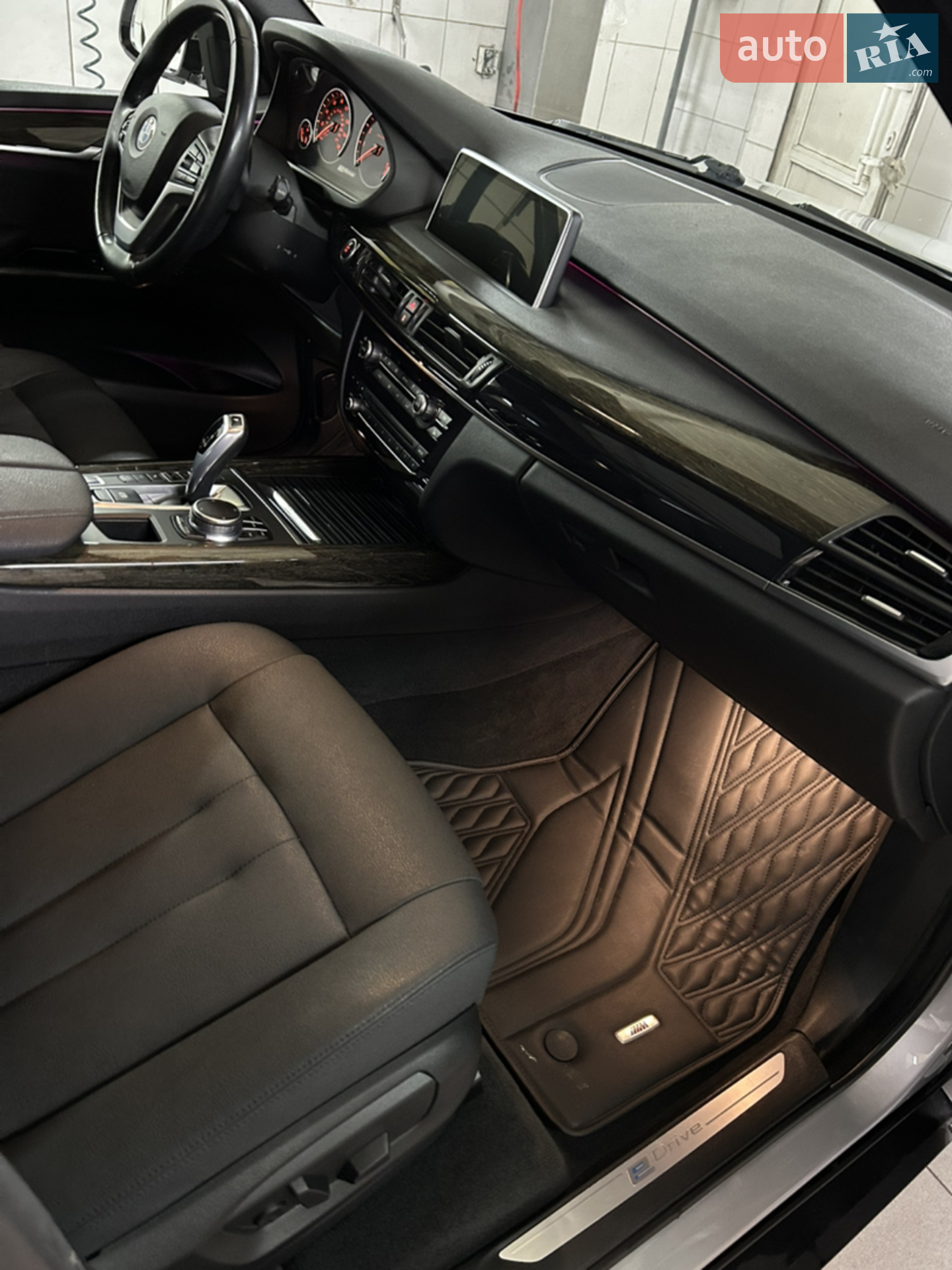 2017 BMW X5 - мініатюра 36