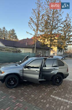 Внедорожник / Кроссовер BMW X5 2004 в 