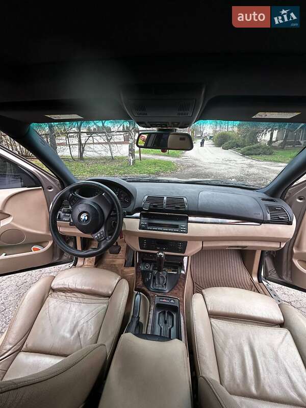Внедорожник / Кроссовер BMW X5 2005 в Днепре