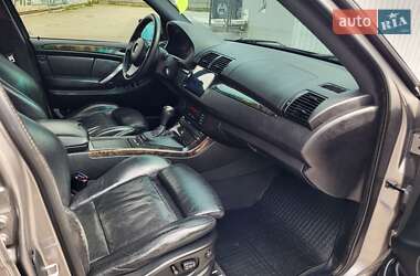 Внедорожник / Кроссовер BMW X5 2005 в 