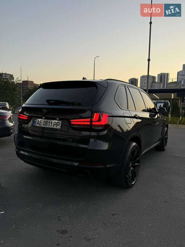 Позашляховик / Кросовер BMW X5 2014 в Дніпрі