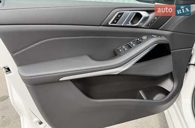 Внедорожник / Кроссовер BMW X5 2022 в 