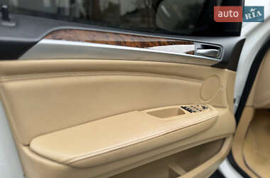 Внедорожник / Кроссовер BMW X5 2011 в 