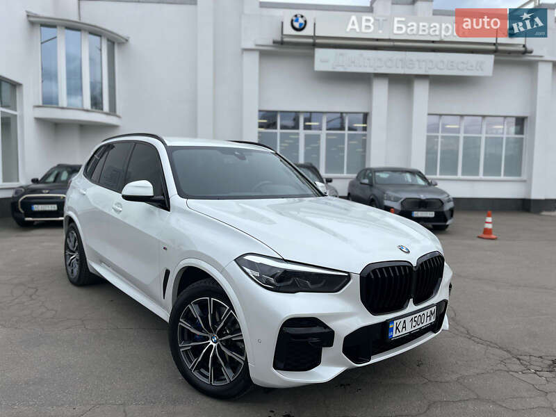 Внедорожник / Кроссовер BMW X5 2022 в Днепре