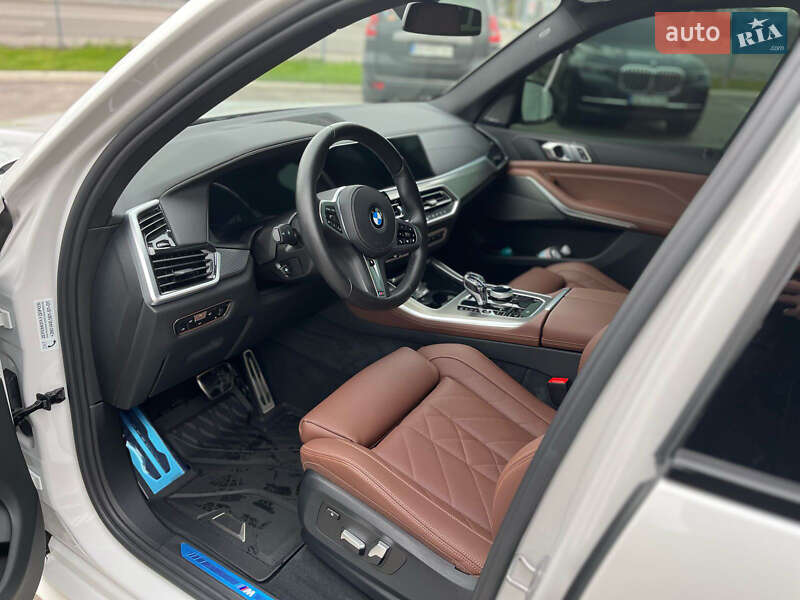 Внедорожник / Кроссовер BMW X5 2022 в Днепре