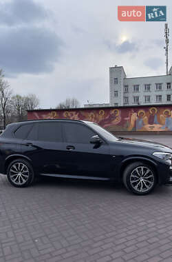 Внедорожник / Кроссовер BMW X5 2020 в 