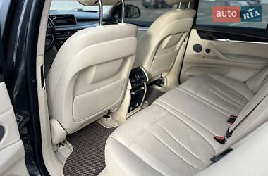 Внедорожник / Кроссовер BMW X5 2015 в 
